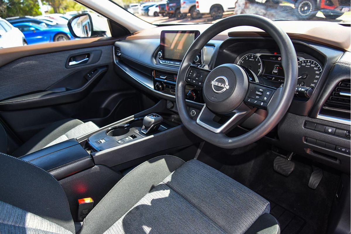 2023 Nissan X-TRAIL ST T33