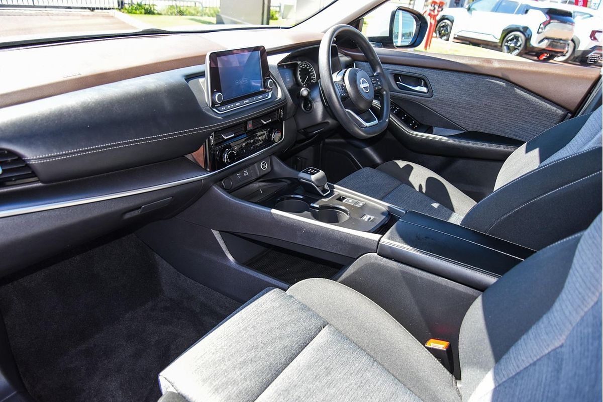 2023 Nissan X-TRAIL ST T33