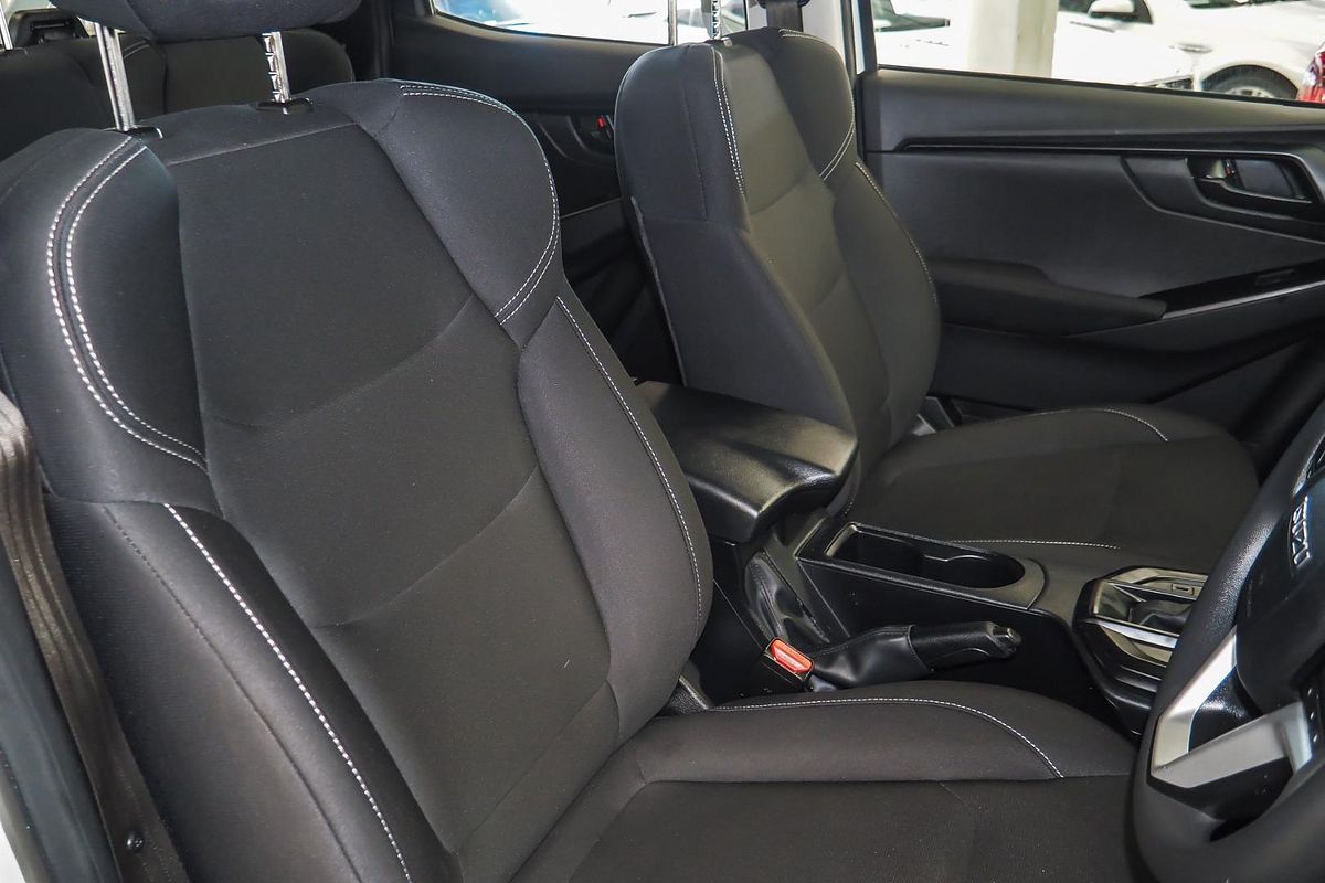 2022 Isuzu D-MAX SX 4X4