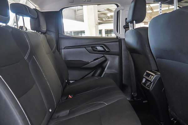 2022 Isuzu D-MAX SX 4X4