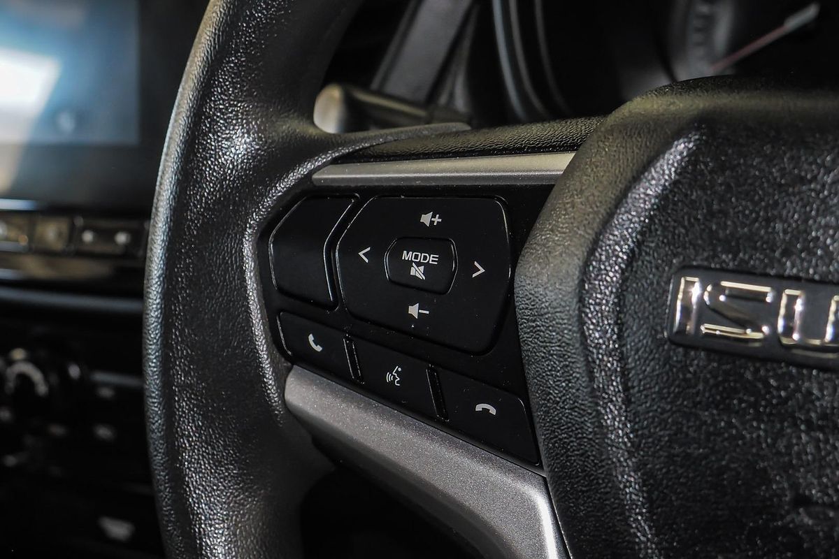 2022 Isuzu D-MAX SX 4X4