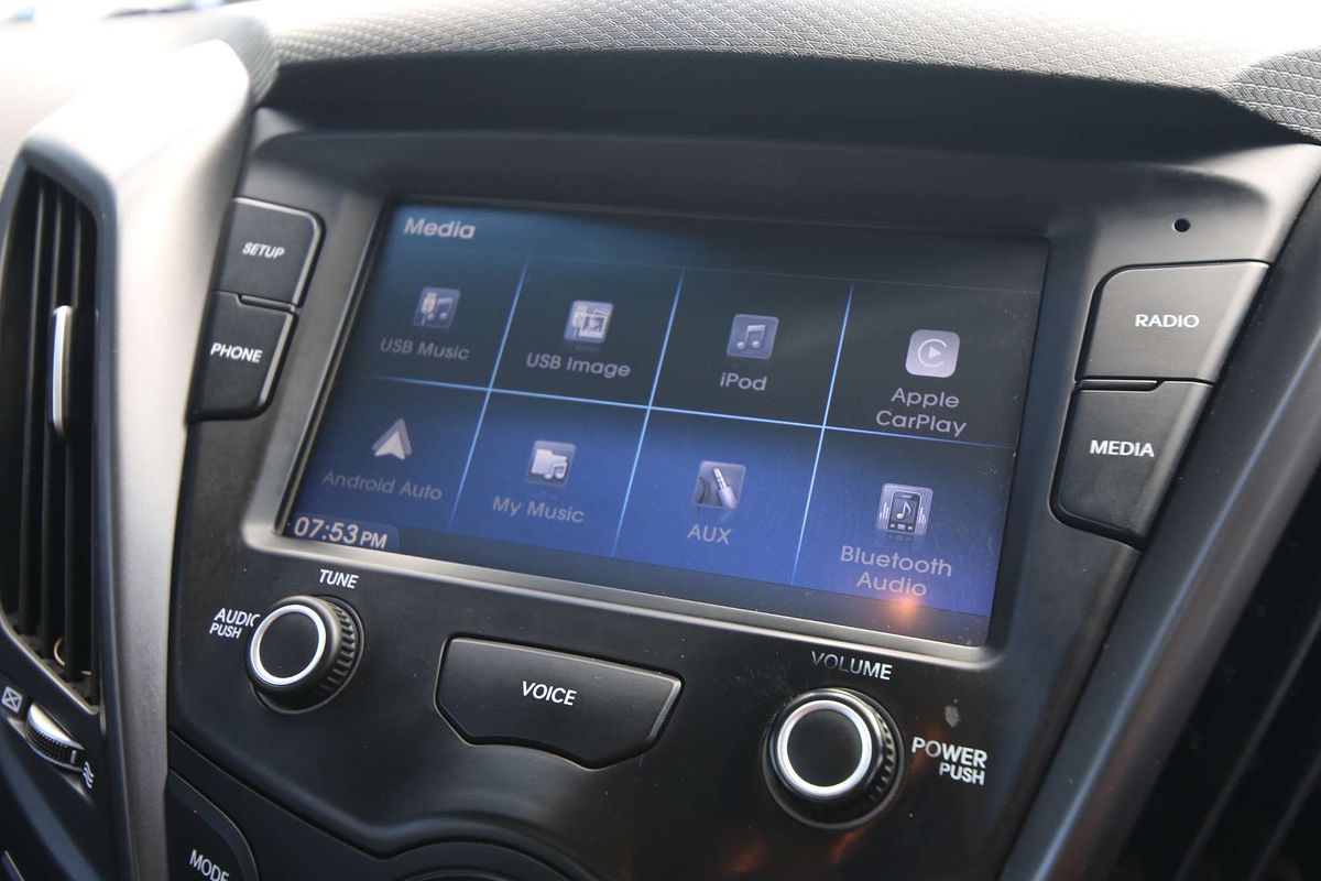 2016 Hyundai Veloster SR Turbo FS5 Series II
