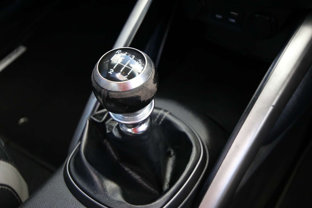 2016 Hyundai Veloster SR Turbo FS5 Series II