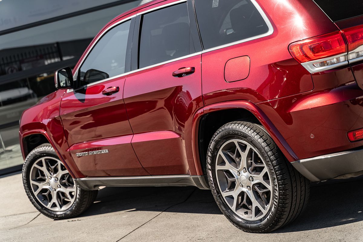 2018 Jeep Grand Cherokee 25th Anniversary WK