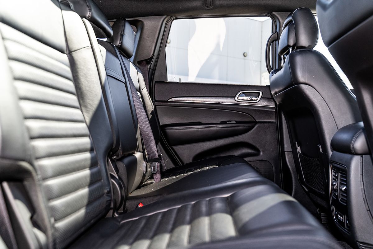 2018 Jeep Grand Cherokee 25th Anniversary WK