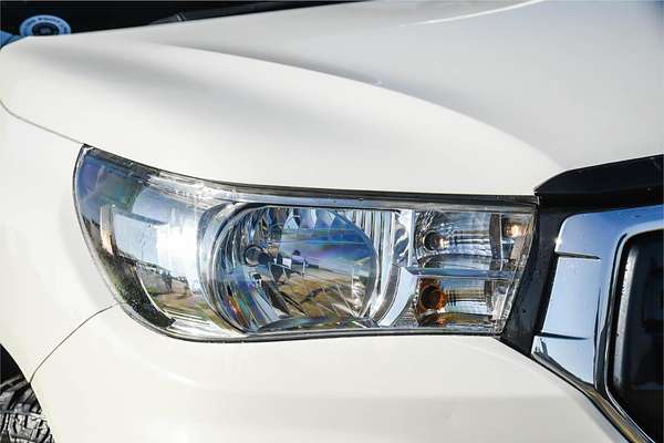 2019 Toyota Hilux SR GUN126R 4X4
