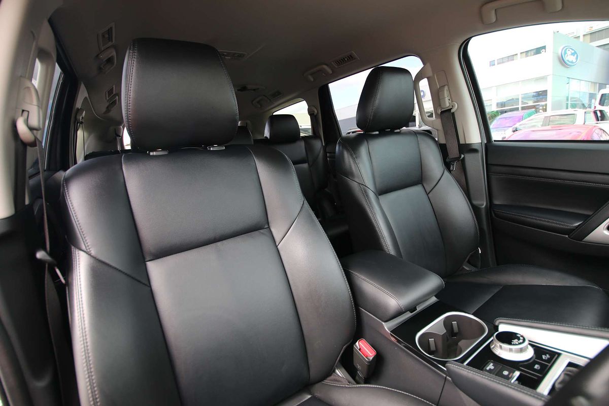 2023 Mitsubishi Pajero Sport Exceed QF