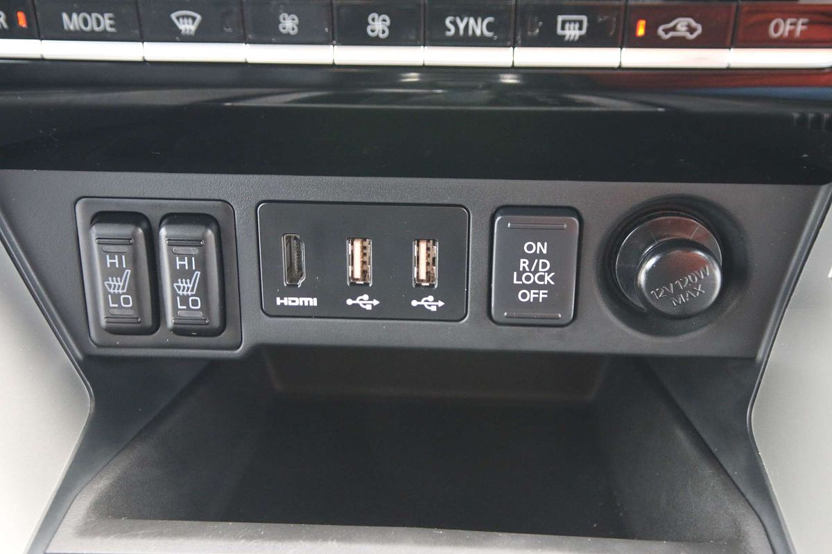 2023 Mitsubishi Pajero Sport Exceed QF