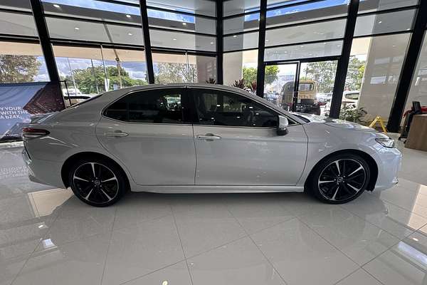 2019 Toyota Camry SX GSV70R