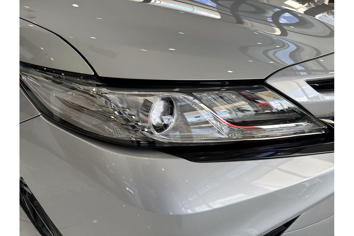 2019 Toyota Camry SX GSV70R