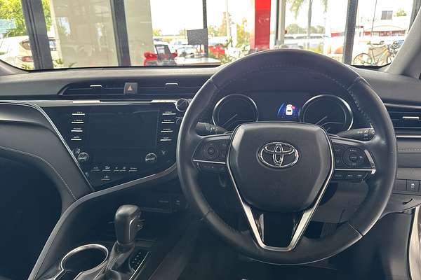 2019 Toyota Camry SX GSV70R