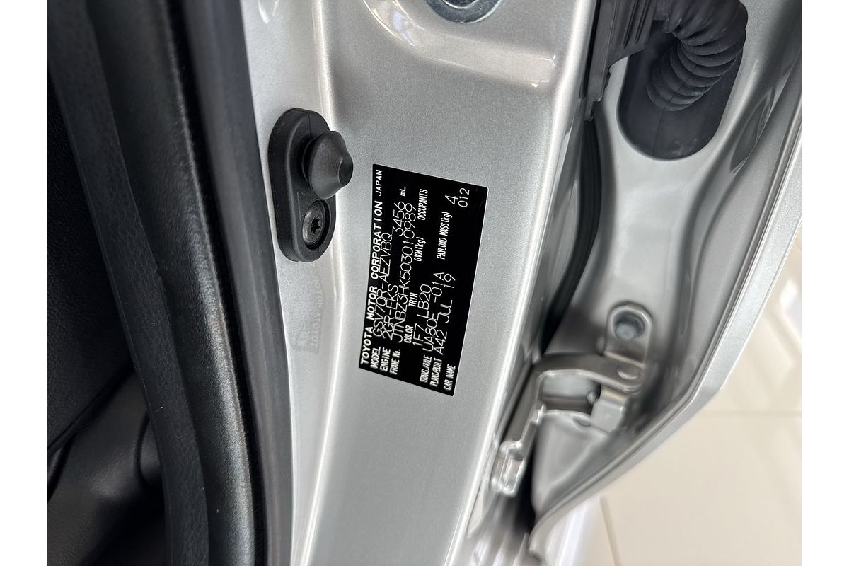 2019 Toyota Camry SX GSV70R