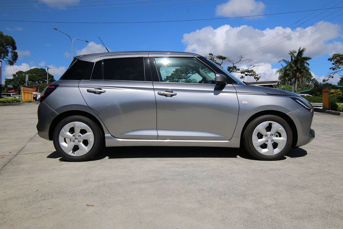 2024 Suzuki Swift Hybrid Plus UZ