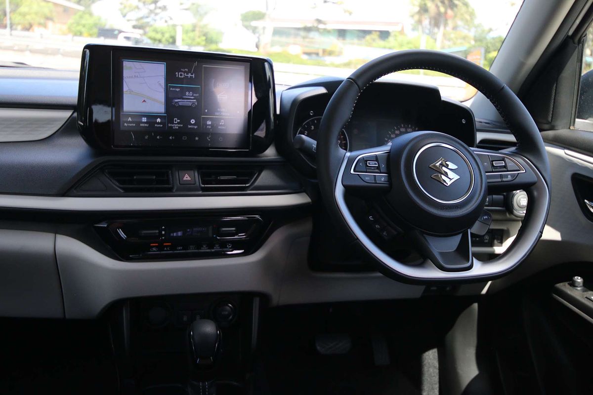 2024 Suzuki Swift Hybrid Plus UZ