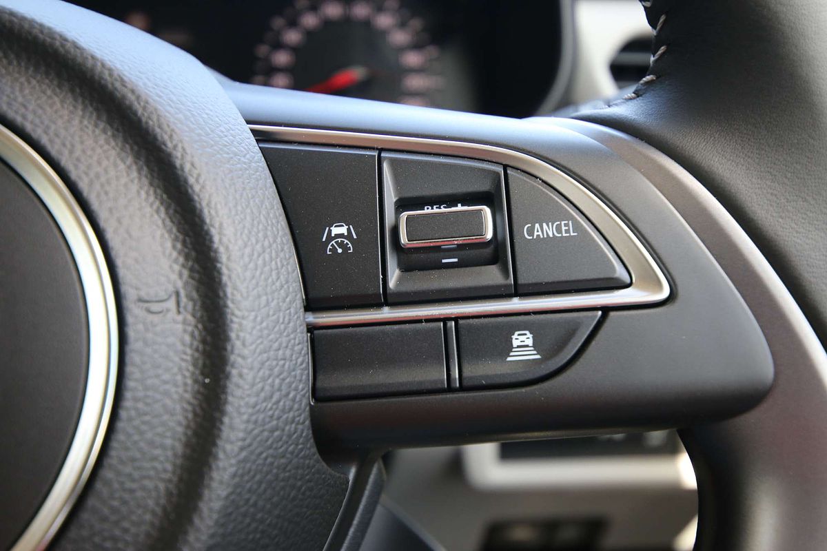 2024 Suzuki Swift Hybrid Plus UZ