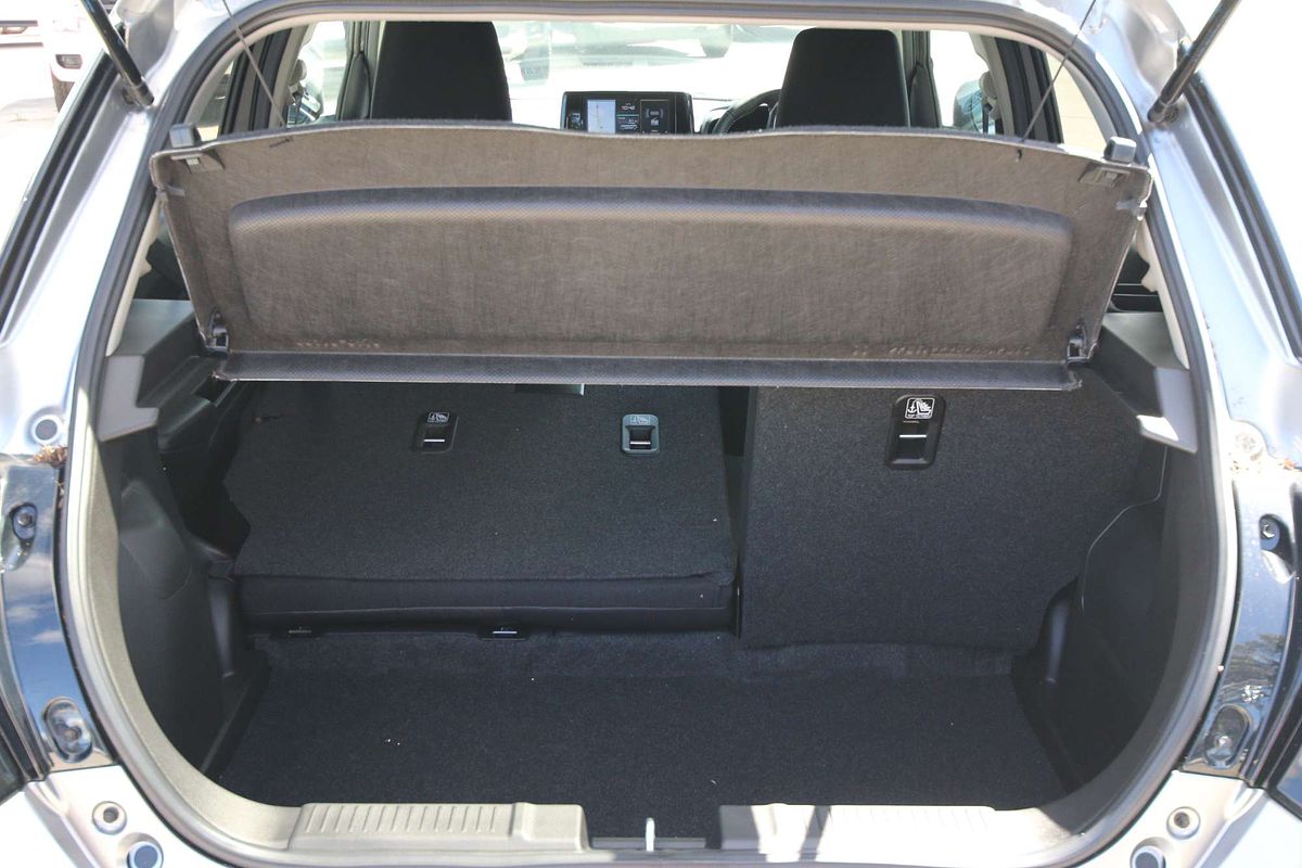 2024 Suzuki Swift Hybrid Plus UZ