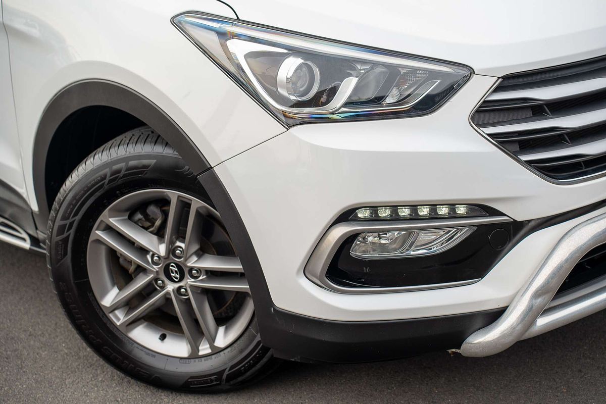 2017 Hyundai Santa Fe Active DM5 Series II
