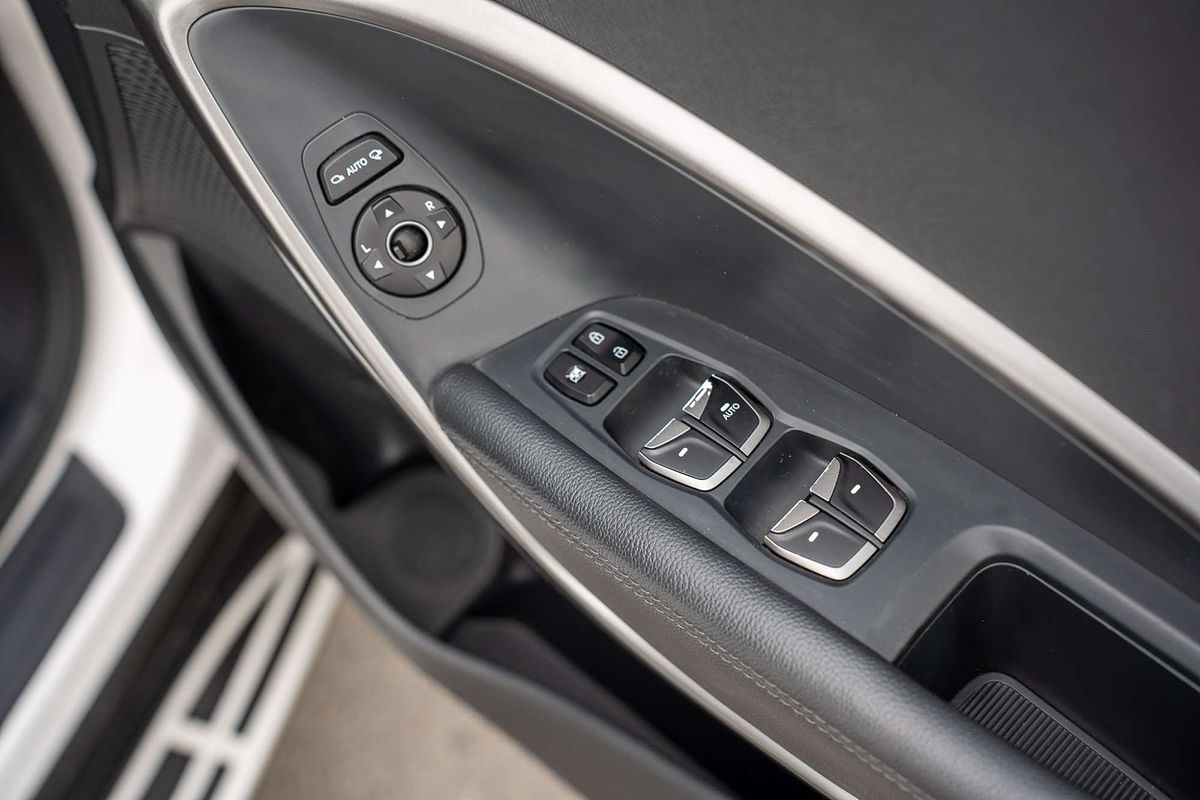 2017 Hyundai Santa Fe Active DM5 Series II