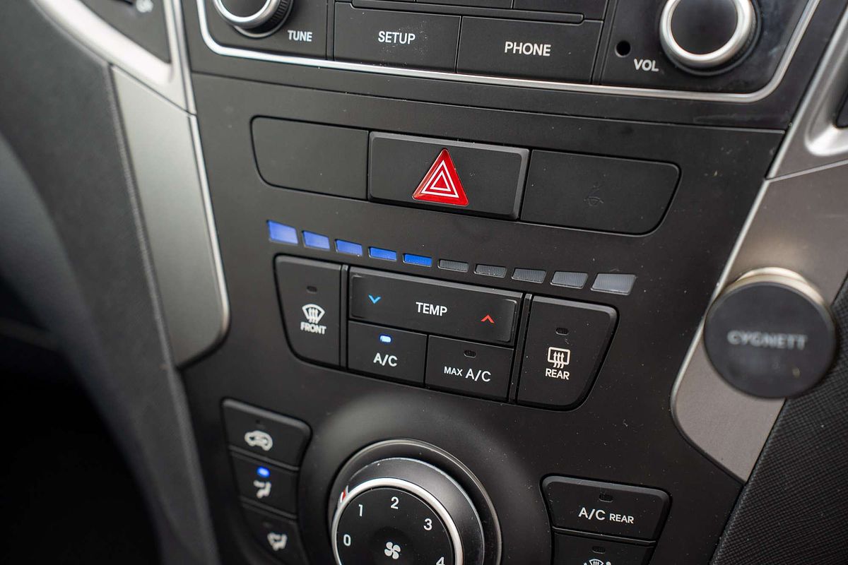 2017 Hyundai Santa Fe Active DM5 Series II