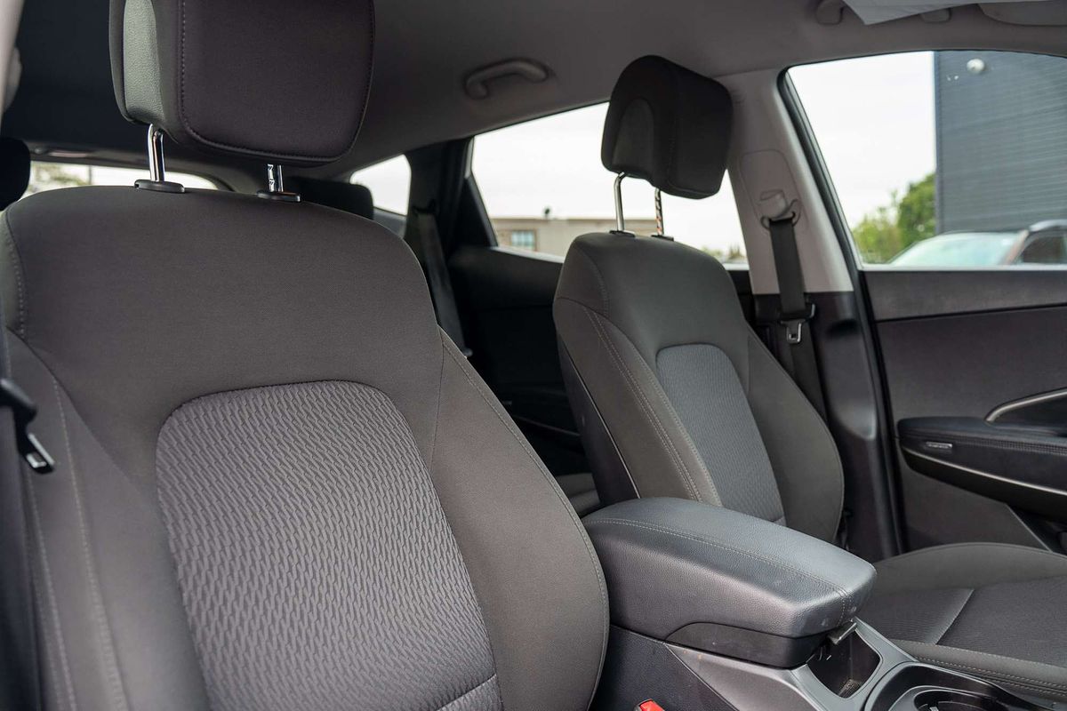 2017 Hyundai Santa Fe Active DM5 Series II