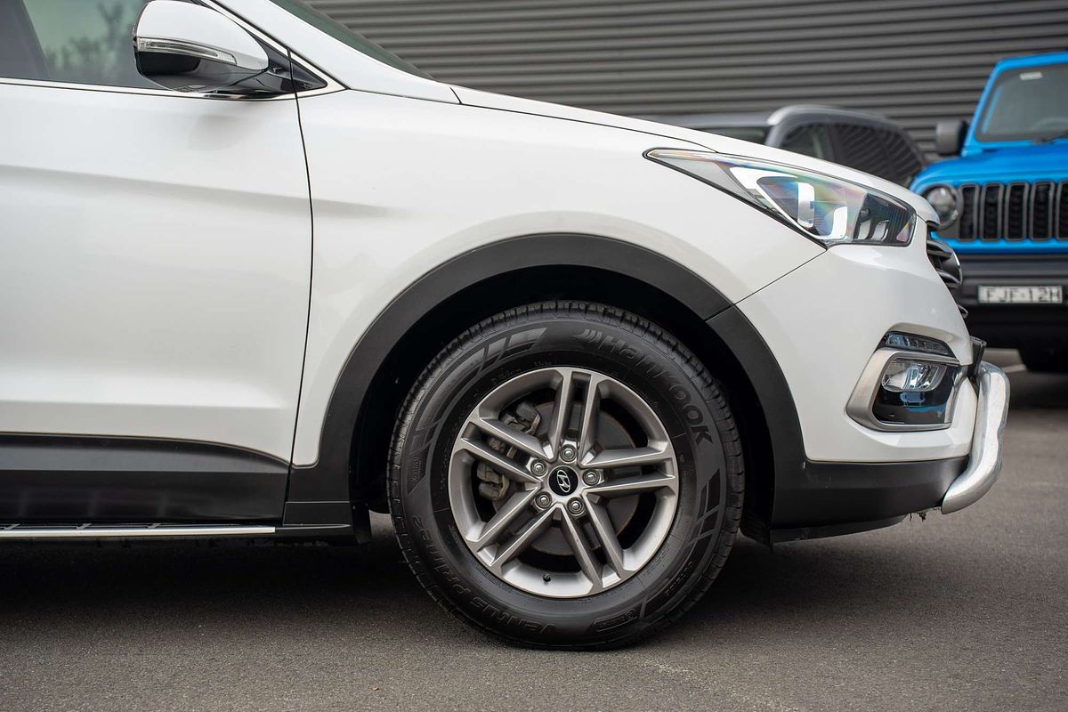 2017 Hyundai Santa Fe Active DM5 Series II