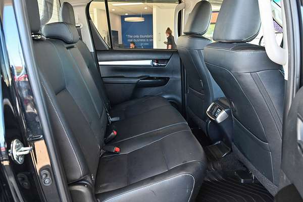 2022 Toyota Hilux SR5 GUN126R 4X4