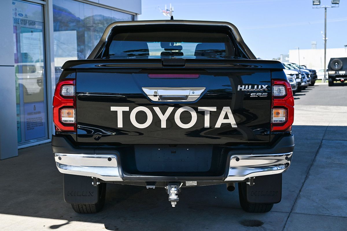 2022 Toyota Hilux SR5 GUN126R 4X4