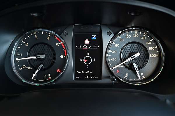 2022 Toyota Hilux SR5 GUN126R 4X4