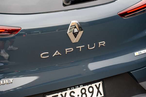 2022 Renault Captur R.S. Line XJB