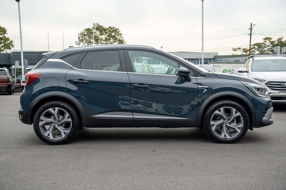 2022 Renault Captur R.S. Line XJB