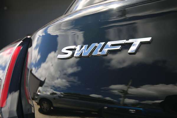 2024 Suzuki Swift Hybrid Plus UZ