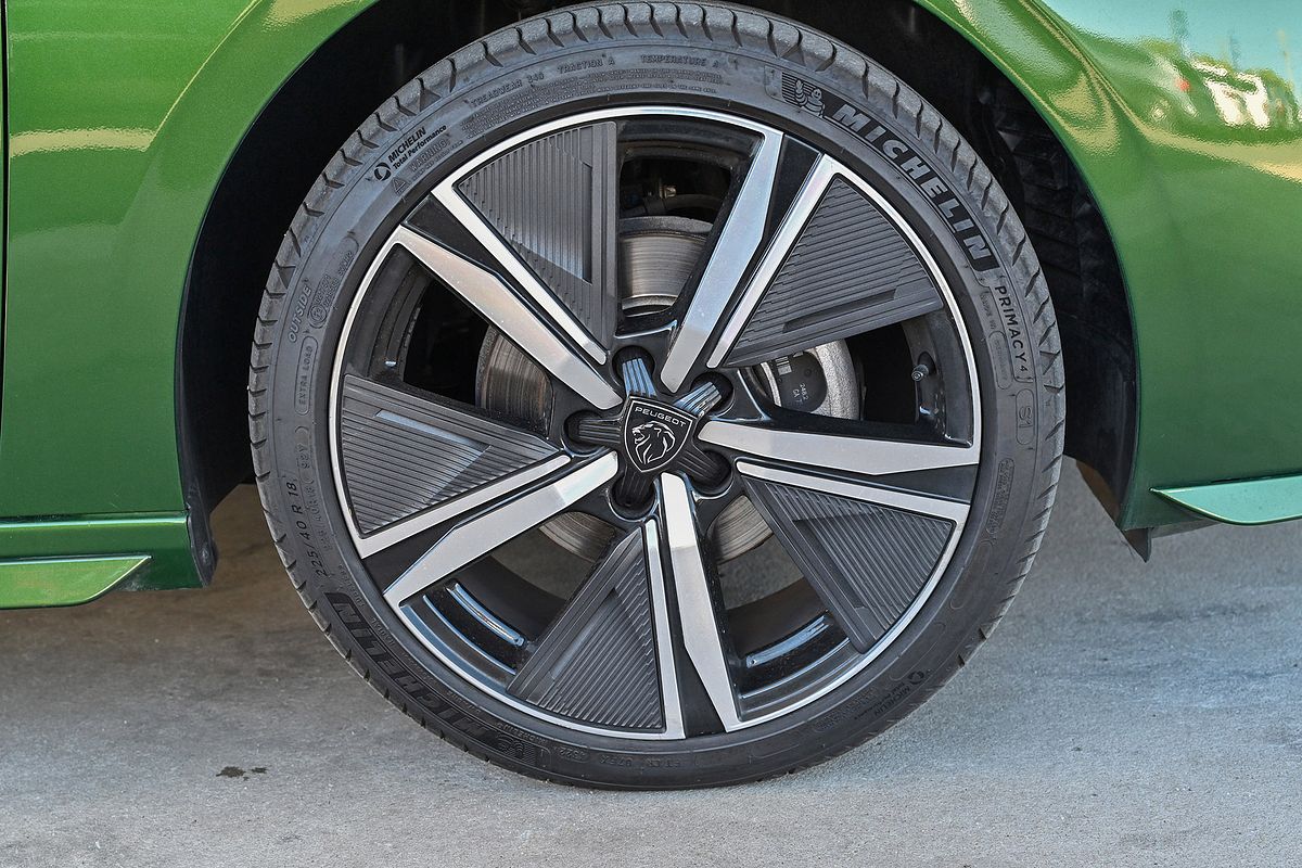 2023 Peugeot 308 GT P51
