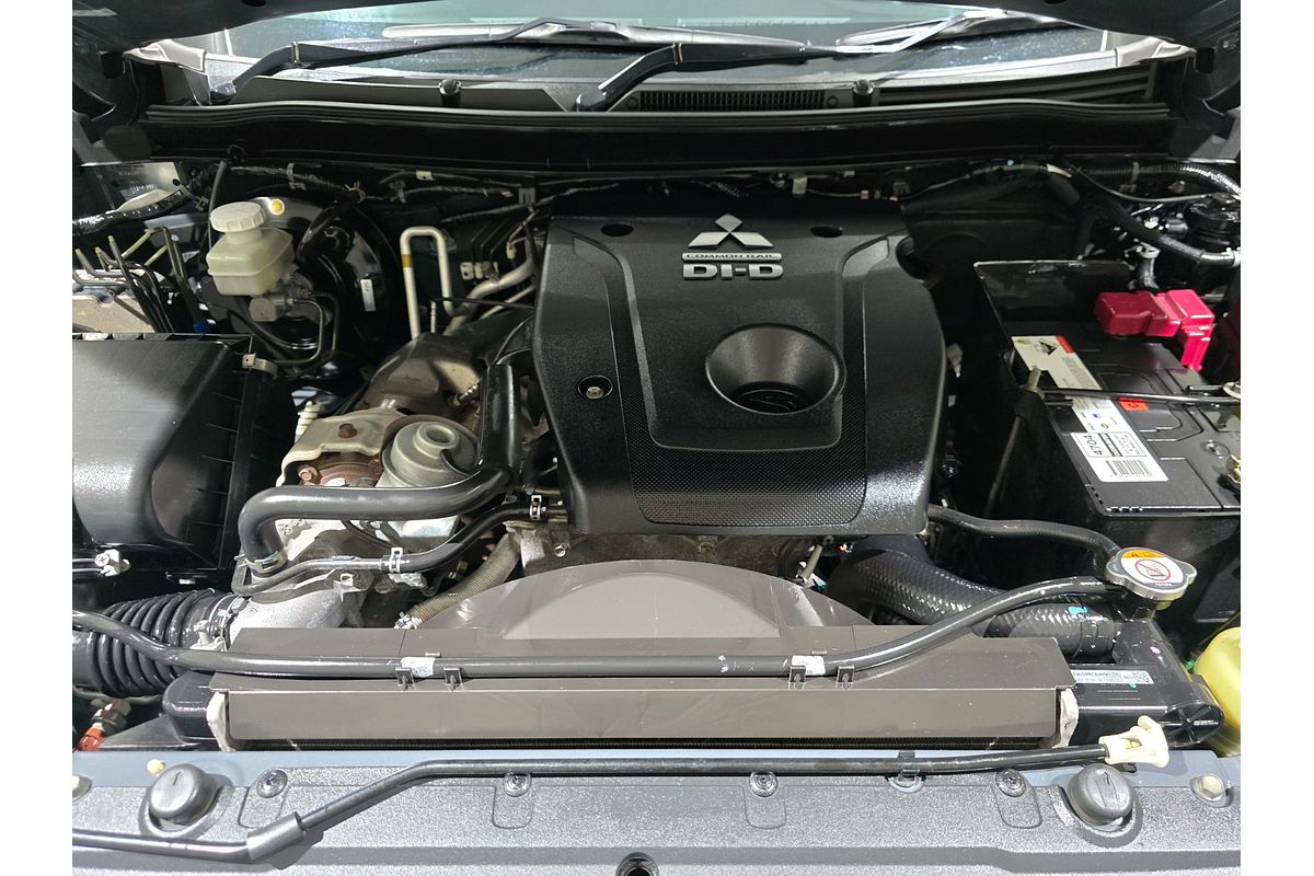 2019 Mitsubishi Pajero Sport GLS QE
