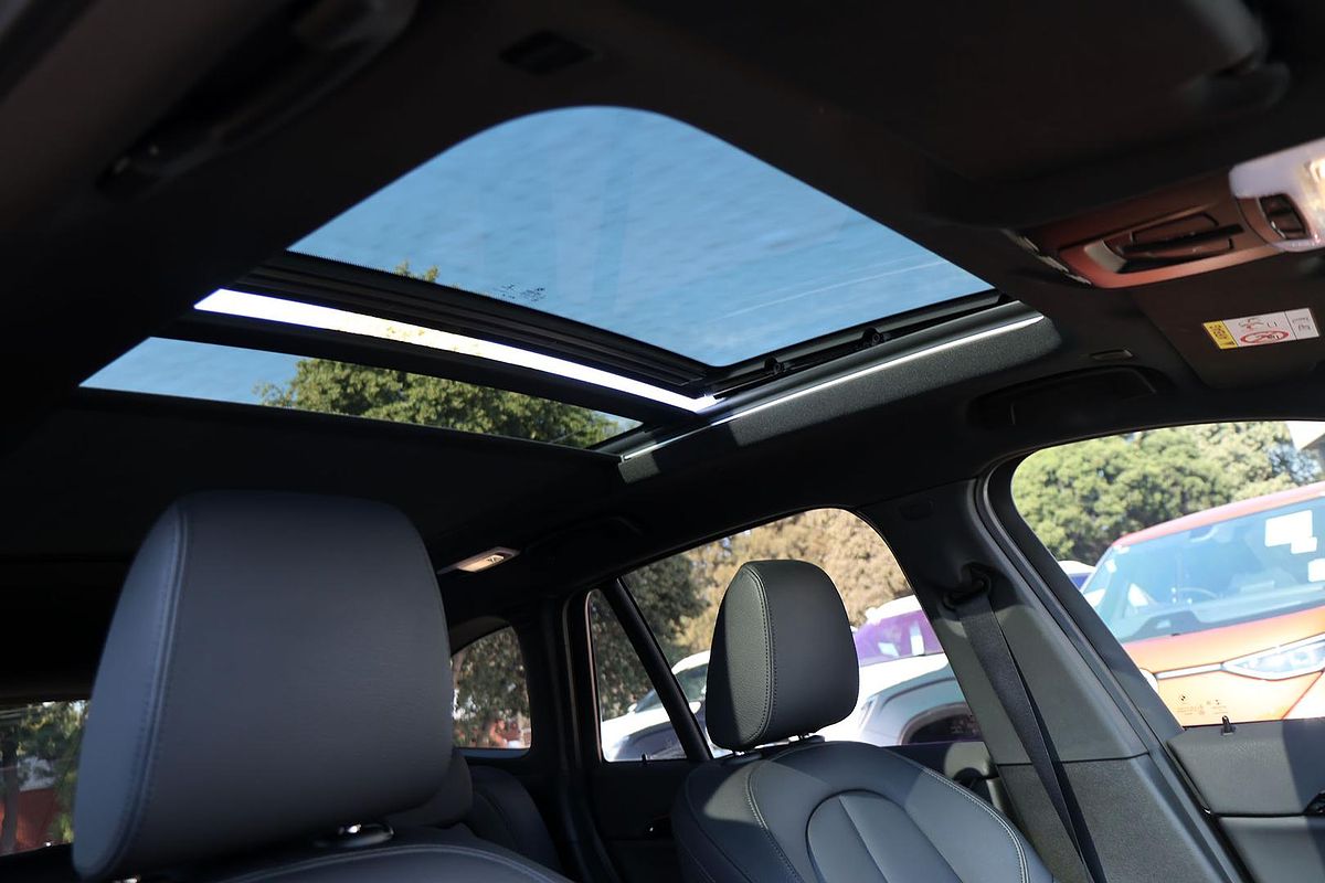 2021 BMW X1 sDrive20i F48 LCI