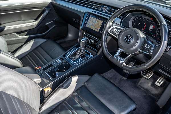 2018 Volkswagen Passat 206TSI R-Line B8