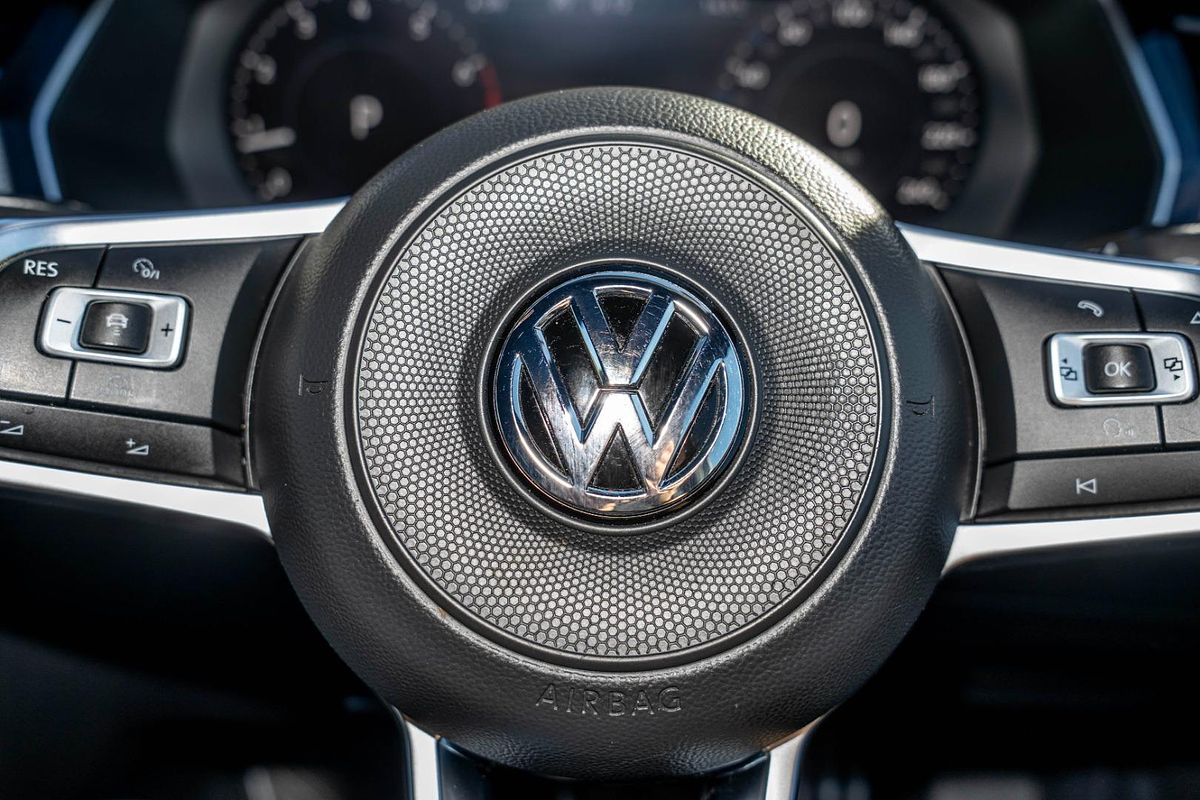2018 Volkswagen Passat 206TSI R-Line B8