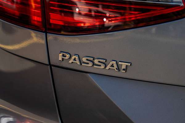 2018 Volkswagen Passat 206TSI R-Line B8