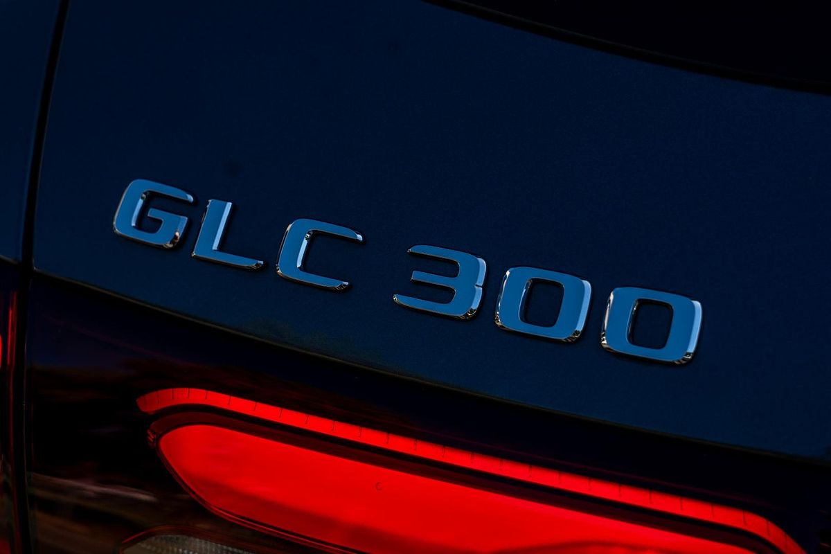 2023 Mercedes-Benz GLC-Class GLC300 X254