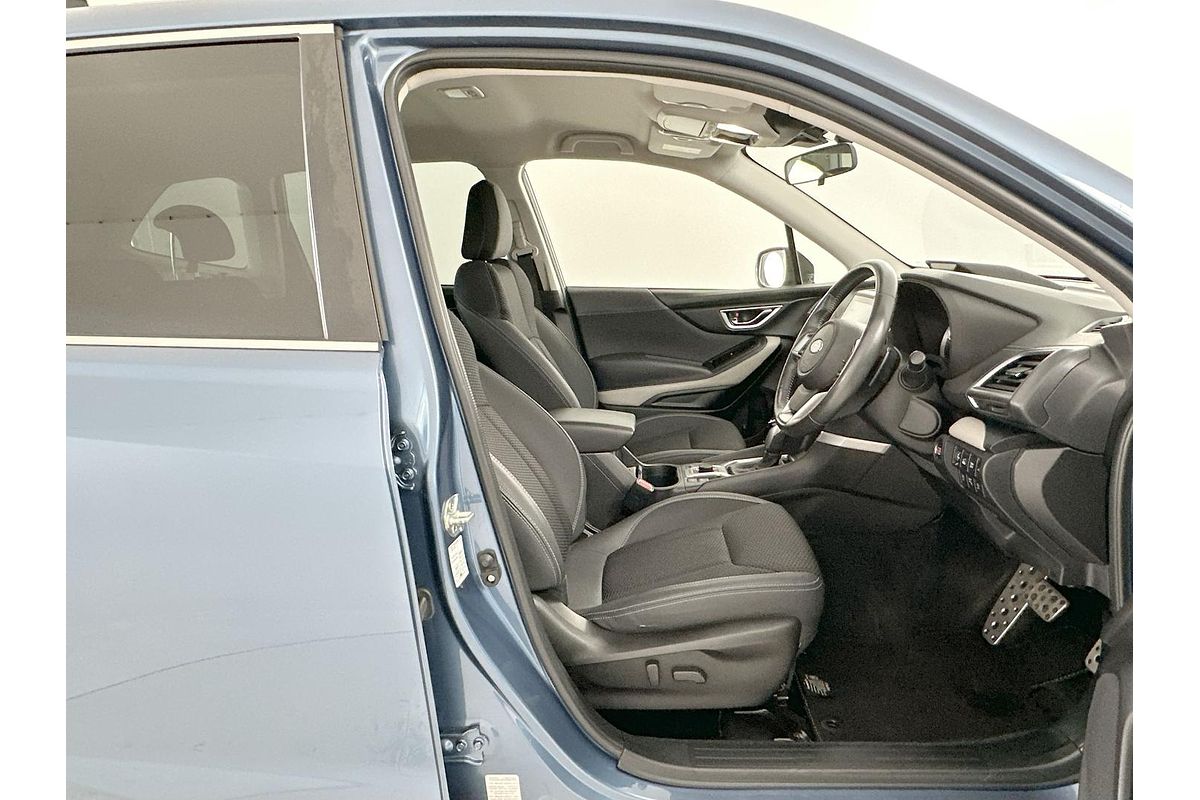 2022 Subaru Forester 2.5i Premium S5