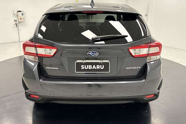2017 Subaru Impreza 2.0i-S G5