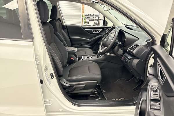 2020 Subaru Forester 2.5i S5