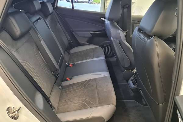 2024 Volkswagen ID.4 Pro E2