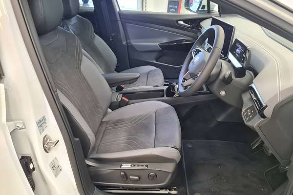 2024 Volkswagen ID.4 Pro E2