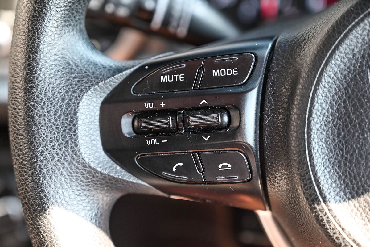 2017 Kia Rio S YB