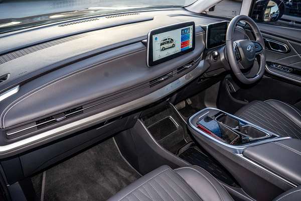 2023 LDV MIFA Luxe