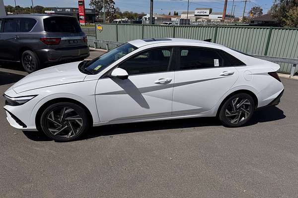 2024 Hyundai i30 Premium CN7.V2