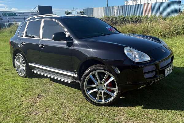 2004 Porsche Cayenne S