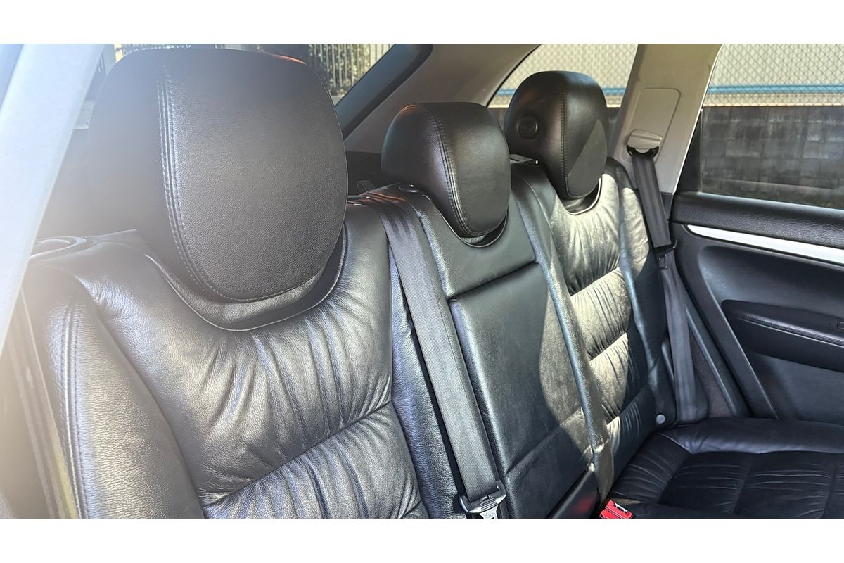 2004 Porsche Cayenne S