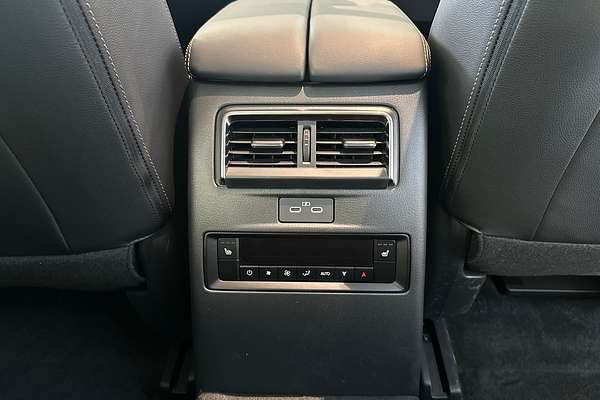 2025 Mazda CX-70 G50e GT KJ