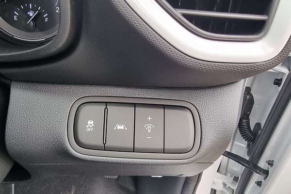 2025 Hyundai Venue Active QX.V5